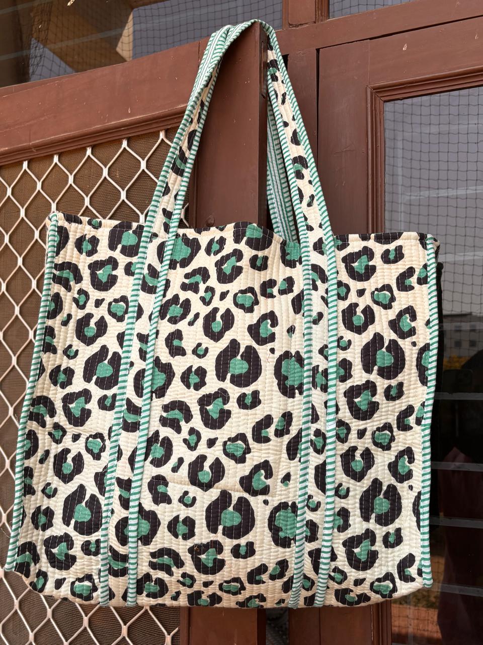 Sac fourre tout indien en coton doublé motif graou