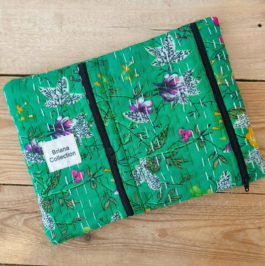 Housse iPad en coton indien kantha vert double zip pochette avant 