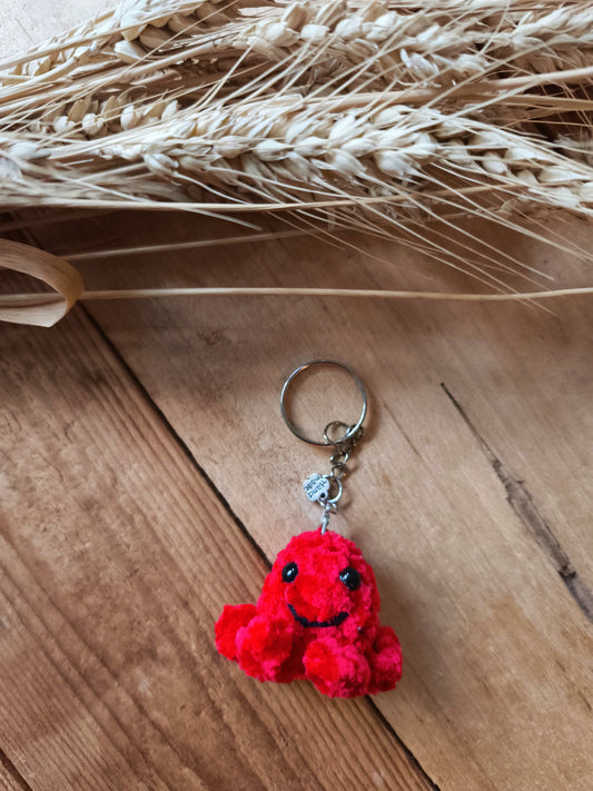 Porte-clés cœur au crochet — Création artisanale de Nicoleta