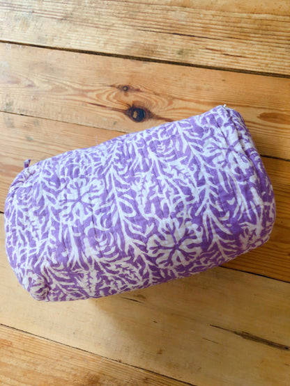 Trousse maquillage coton indien  matelassée intérieur étanche (Copie)