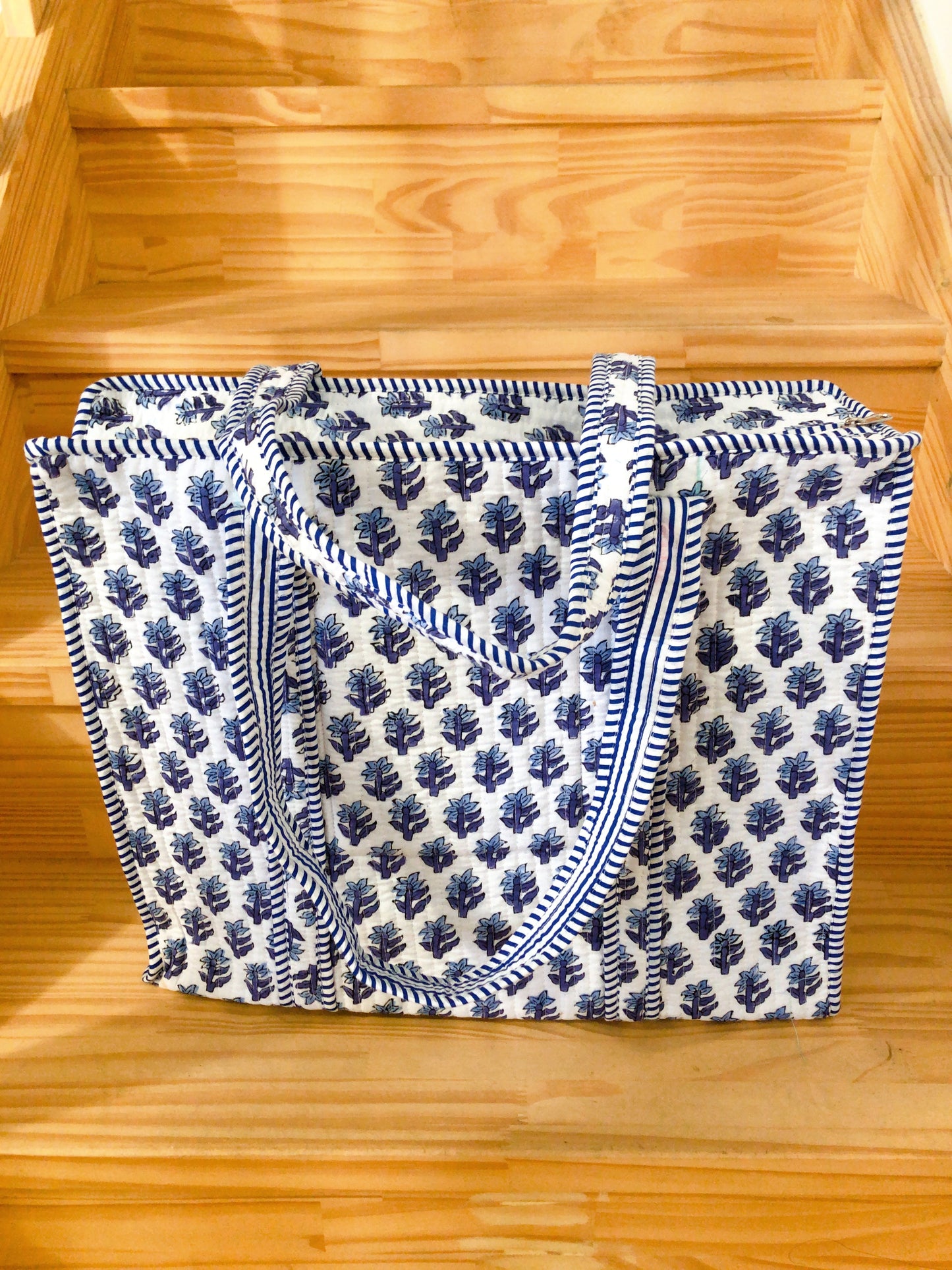 Sac tot bag  indien AVEC ZIP en coton matelassé