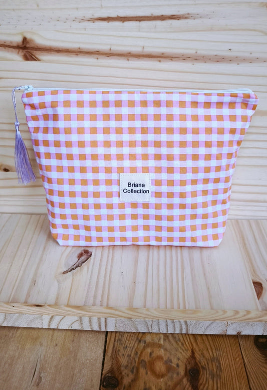 Pochette beauté en coton à carreau coloris pop avec zip format trapèze 